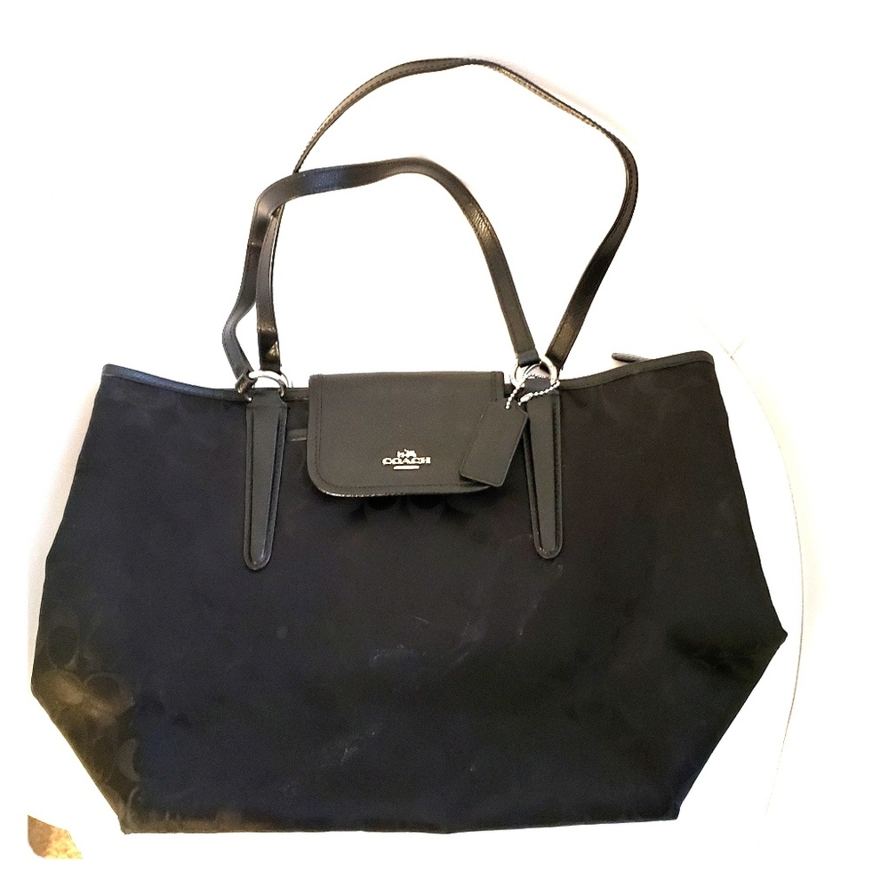 Coach Purse + BONUS Card Holder